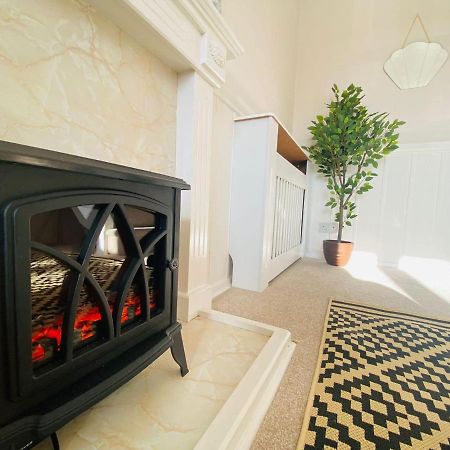 Coastal 2 Bedroom Maisonette With Parking Torneo de Torneo de Eastbourne Exterior foto