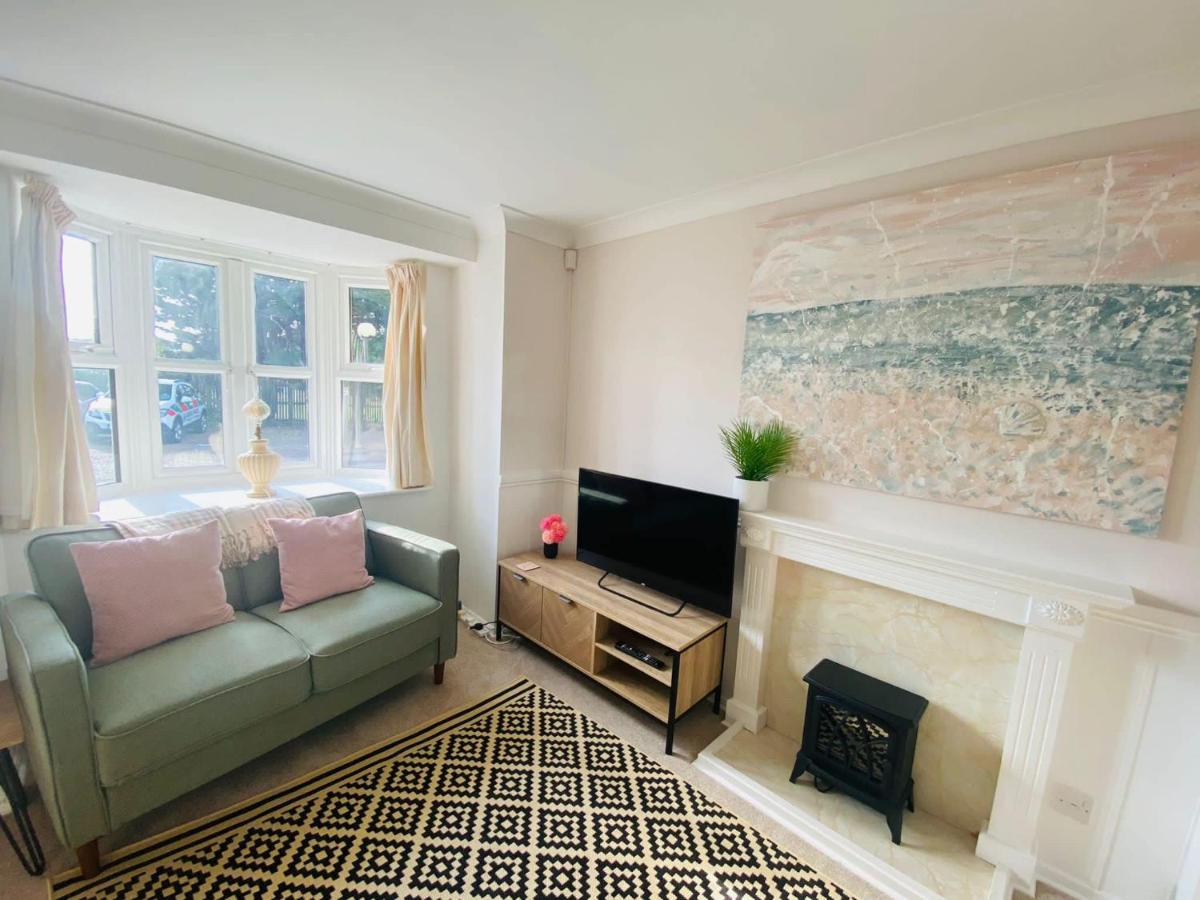 Coastal 2 Bedroom Maisonette With Parking Torneo de Torneo de Eastbourne Exterior foto